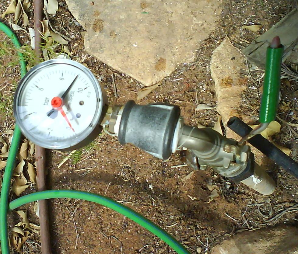 Đồng hồ đo áp lực dòng chảy