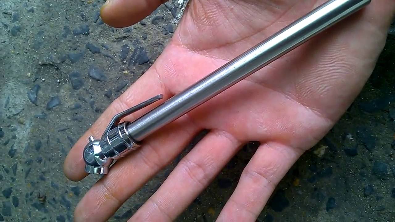 Đồng hồ đo áp suất lốp ô tô kiểu gậy